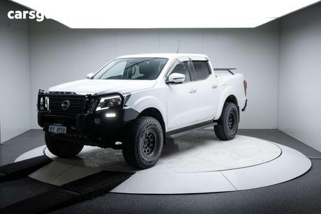 White 2021 Nissan Navara Dual Cab Pick-up St (4X4)