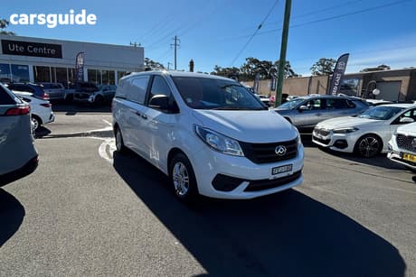 White 2023 LDV G10 Van Lift Door