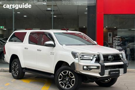 White 2020 Toyota Hilux Double Cab Pick Up Sr5 (4X4)