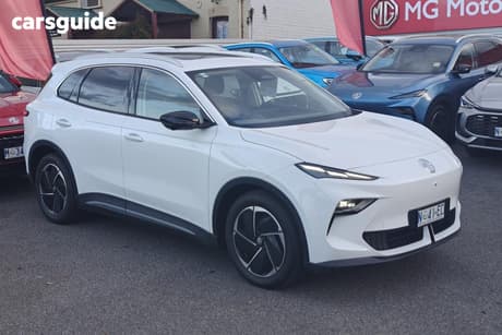 White 2025 MG MGS5 EV Wagon Essence 62
