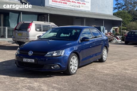 Blue 2013 Volkswagen Jetta Sedan 118 Tsi Comfortline