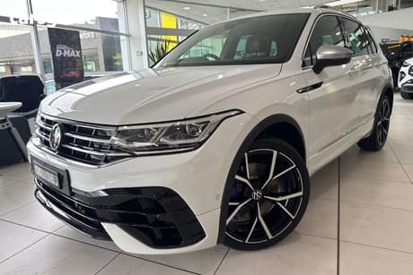 White 2023 Volkswagen Tiguan Wagon 235Tsi R