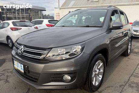Grey 2014 Volkswagen Tiguan Wagon 132 Tsi Pacific