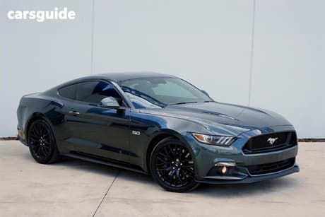 Green 2016 Ford Mustang Coupe Fastback Gt 5.0 V8