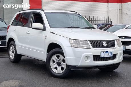 White 2005 Suzuki Grand Vitara Wagon Sports (4X4)