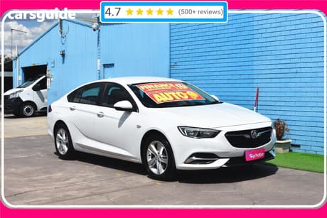 White 2018 Holden Commodore Liftback Lt