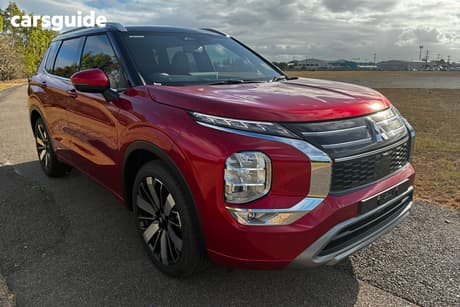 Red 2026 Mitsubishi Outlander Wagon Exceed Tourer 5 Seat (Awd)