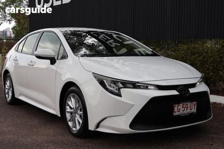 White 2020 Toyota Corolla Sedan Ascent Sport + Navigation
