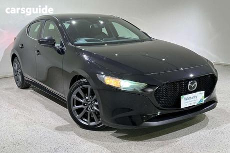Black 2022 Mazda 3 Hatchback G20 Evolve Vision