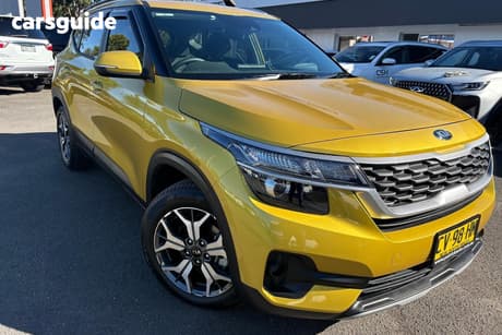 Yellow 2020 Kia Seltos Wagon Sport (Fwd)