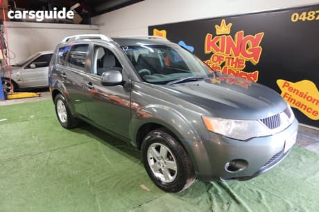 Grey 2008 Mitsubishi Outlander Wagon Ls