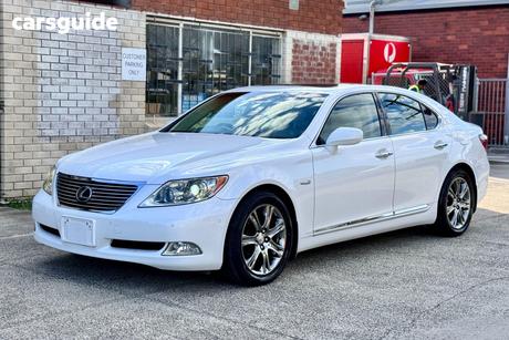 White 2007 Lexus LS Sedan AWD
