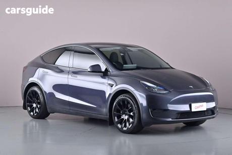 Grey 2023 Tesla Model Y Wagon Long Range