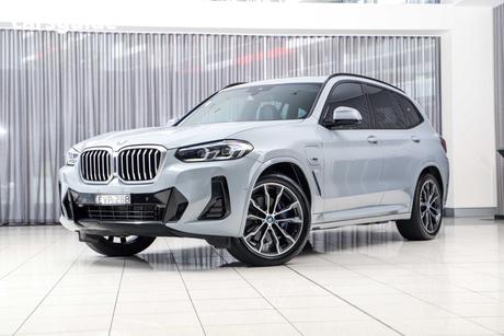 Grey 2022 BMW X3 Wagon Xdrive30E M Sport (Hybrid)