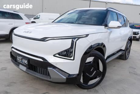 White 2024 Kia EV5 Wagon Earth Awd Lr Black