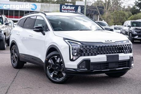 White 2026 Kia Sportage Wagon Sx+ (Awd)
