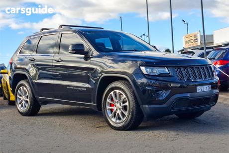 Black 2013 Jeep Grand Cherokee Wagon Laredo (4X4)