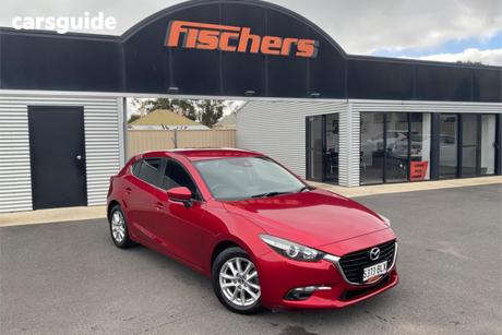 Red 2016 Mazda 3 Hatchback Touring