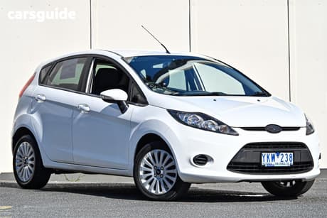 White 2011 Ford Fiesta Hatchback Lx