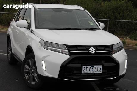 White 2026 Suzuki Vitara Wagon Turbo Hybrid
