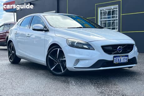 White 2013 Volvo V40 Hatch T5 R-DESIGN HATCHBACK 5DR ADAP GEARTRONIC 6SP 2.5T [MY14]