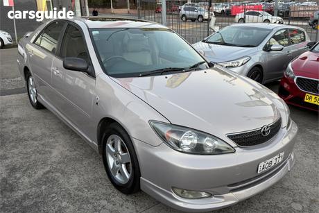 Beige 2003 Toyota Camry Sedan Azura