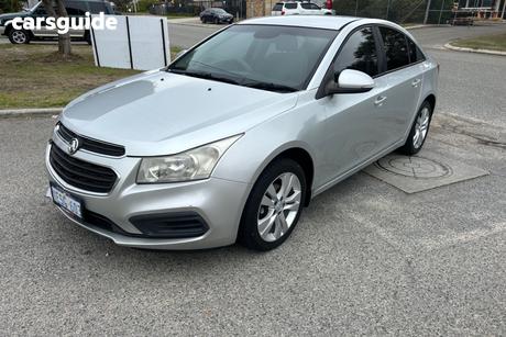 Silver 2015 Holden Cruze Sedan Equipe
