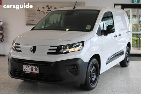 White 2025 Peugeot Partner Van Premium Short