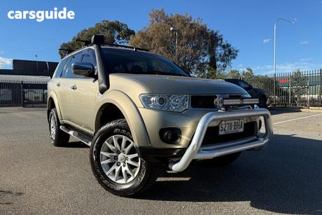 Gold 2010 Mitsubishi Challenger Wagon Ls (7 Seat) (4X4)