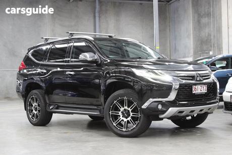 Black 2018 Mitsubishi Pajero Sport Wagon Exceed (4X4) 7 Seat