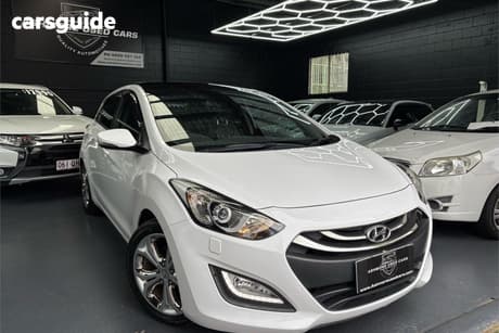 White 2013 Hyundai I30 Hatchback Premium