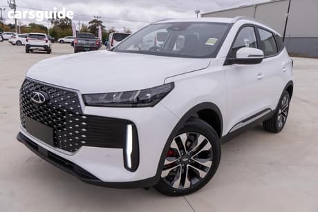 White 2025 Chery Tiggo 4 Wagon Ultimate