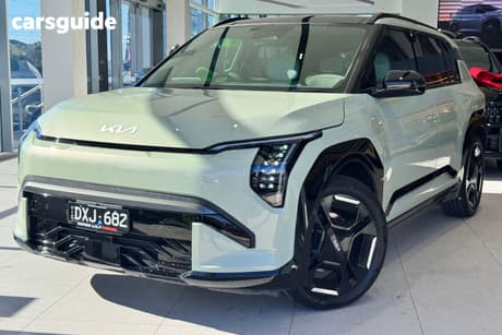 Green 2026 Kia Ev3 Wagon Gt-Line Fwd Lr