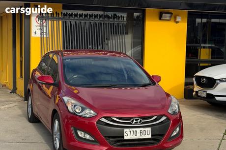 Red 2014 Hyundai I30 Hatchback Se