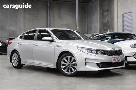 Silver 2016 Kia Optima Sedan Si