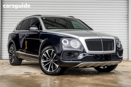 Blue 2018 Bentley Bentayga Wagon V8 (5 Seat)