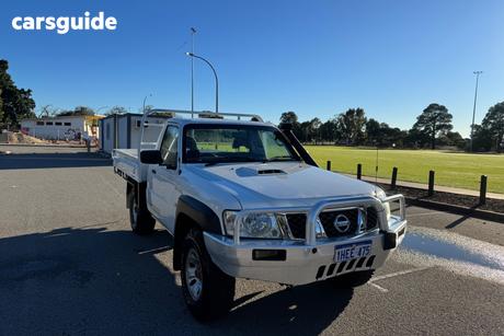White 2008 Nissan Patrol Leaf Cab Chassis Dx (4X4)