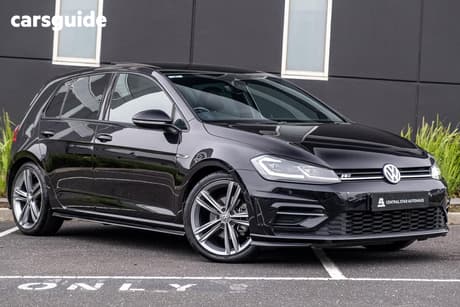 Black 2018 Volkswagen Golf Hatchback 110 Tdi Highline