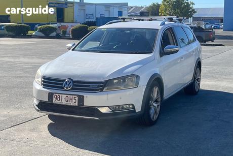 White 2013 Volkswagen Passat Wagon Alltrack