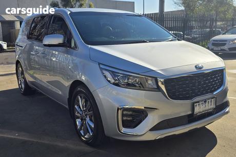 Silver 2019 Kia Carnival Wagon Platinum