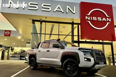 White 2025 Nissan Navara Dual Cab Pick-up Pro-4X (4X4)