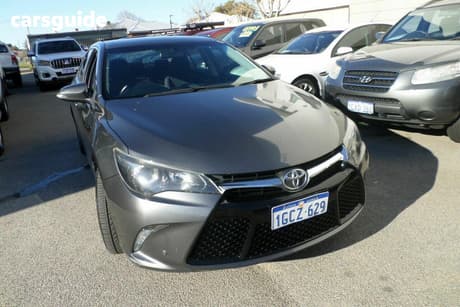 Grey 2016 Toyota Camry Sedan Atara S