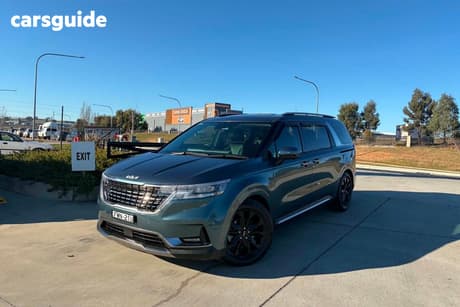 Blue 2022 Kia Carnival Wagon Platinum