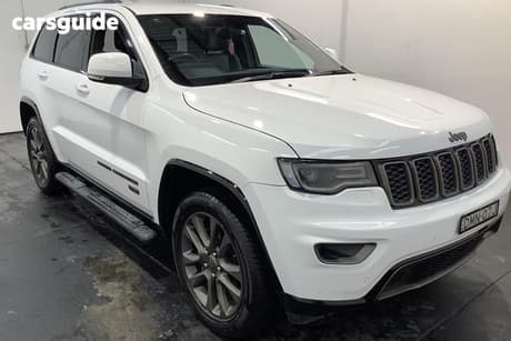 White 2016 Jeep Grand Cherokee SUV WK MY16