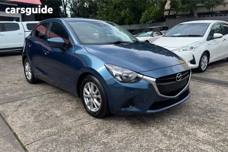 Blue 2017 Mazda 2 Hatchback Maxx