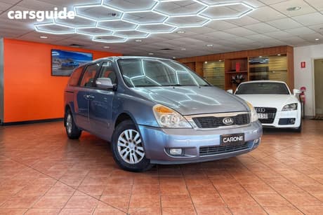 Blue 2013 Kia Grand Carnival Wagon Platinum