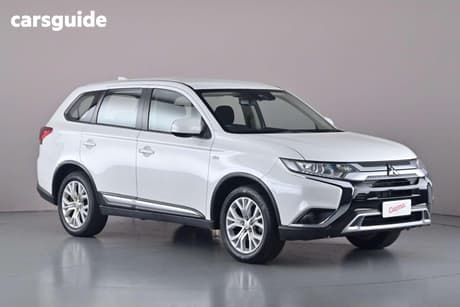 2021 Mitsubishi Outlander Es 7 Seat (Awd)