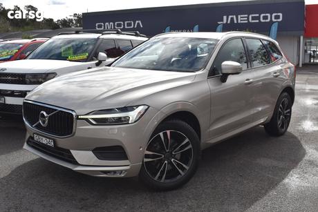 Gold 2020 Volvo XC60 Wagon T5 Momentum (Awd)