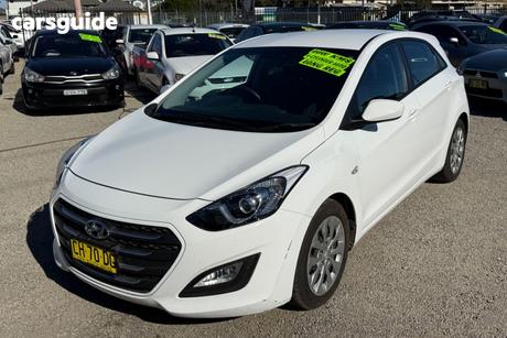 White 2016 Hyundai I30 Hatchback Active