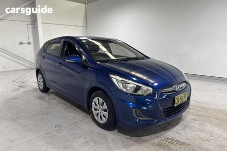 Blue 2016 Hyundai Accent Hatchback Active